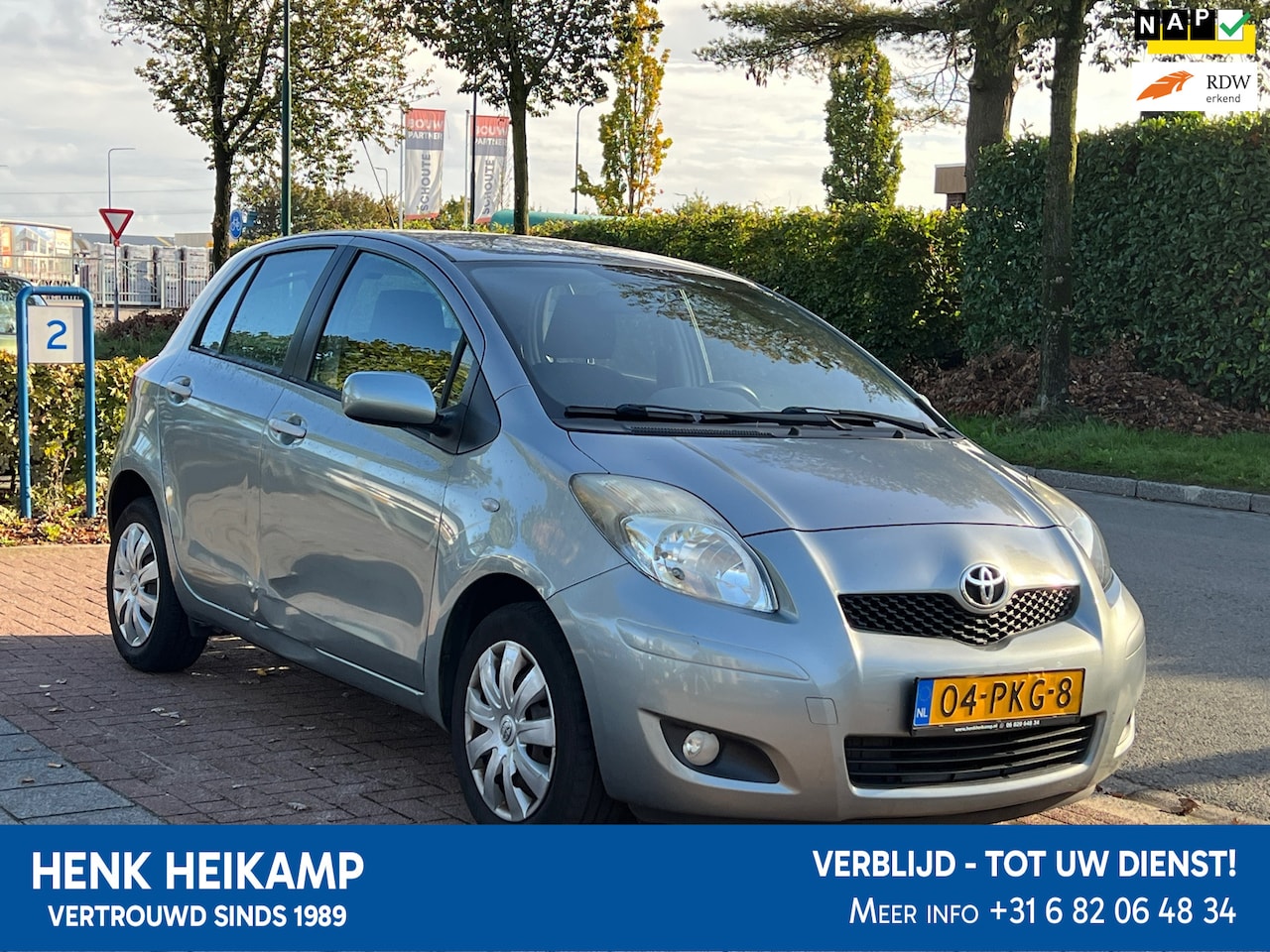 Toyota Yaris - 1.3 VVTi *AUTOMAAT| RIJDT GOED - AutoWereld.nl