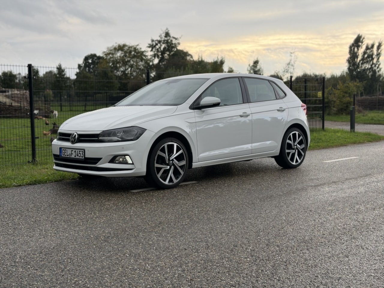 Volkswagen Polo - 1.0 | NAVI | 18 inch GTI | NETTE AUTO! - AutoWereld.nl