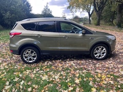 Ford Kuga - 1.6 Titanium Plus 4WD