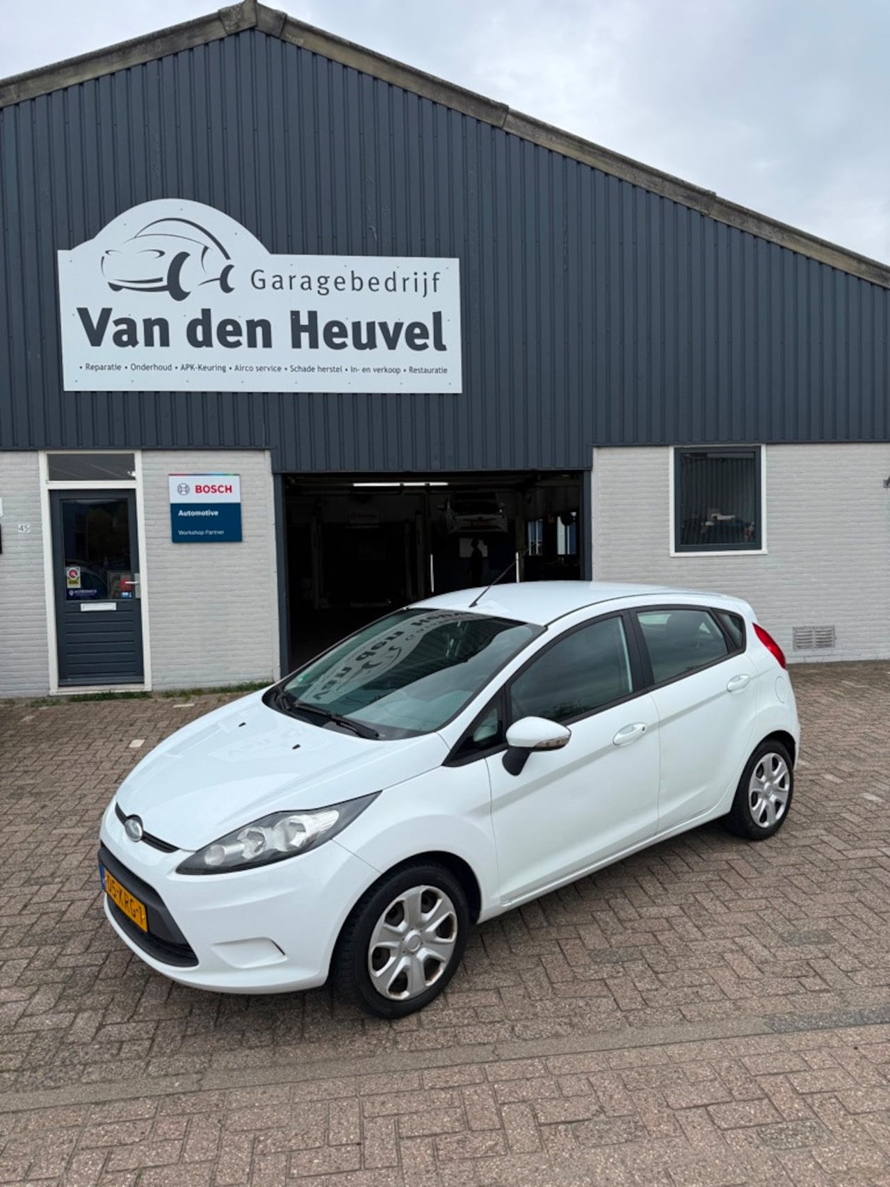 Ford Fiesta - 1.25 Trend 1.25 Trend - AutoWereld.nl