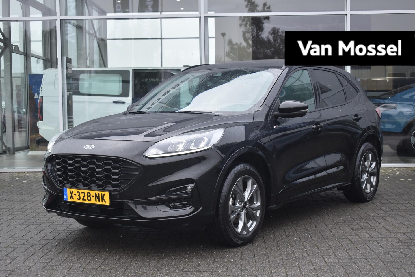 Ford Kuga - 2.5 PHEV ST-Line | Panoramadak | Elektrisch Wegklapbare Trekhaak | Climate Control | Cruis - AutoWereld.nl