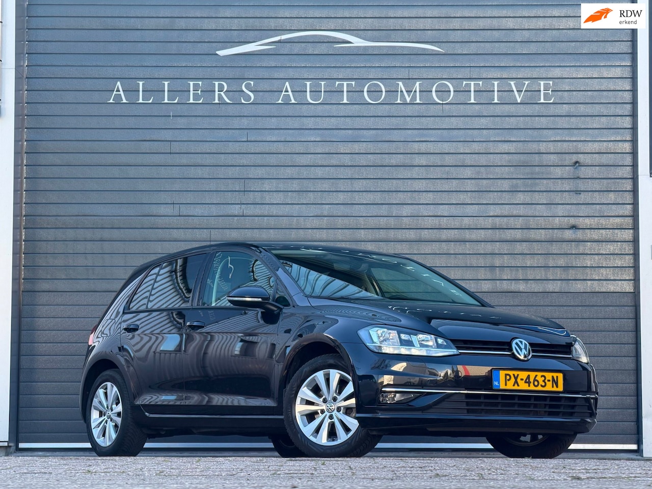 Volkswagen Golf - 1.0 TSI Comfortline Business|CAMERA|TREKHAAK|STOEL VERWRM. - AutoWereld.nl