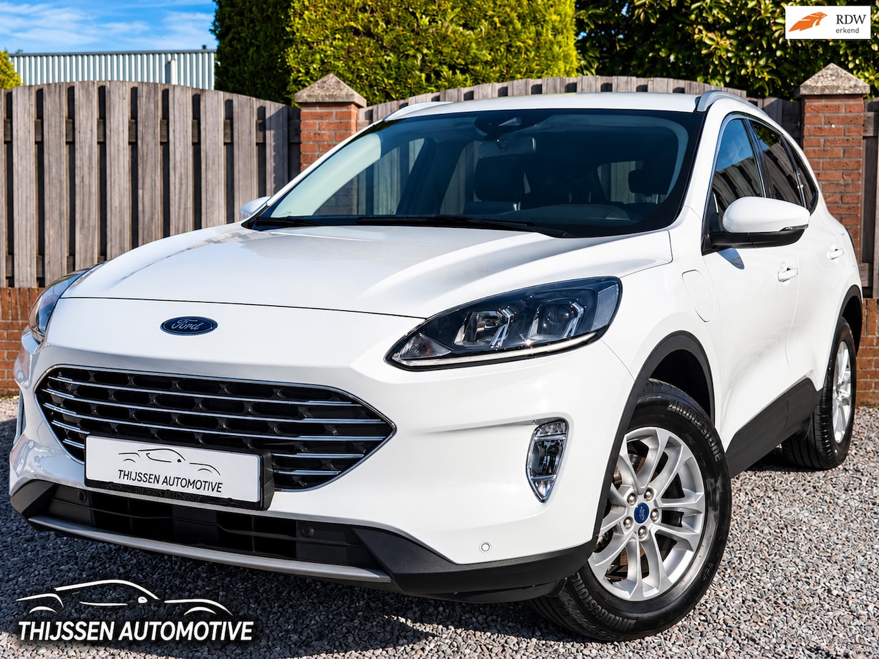 Ford Kuga - 2.5 PHEV Titanium X STOELVERWARMING STUURVERWARMING ECC NAVI P-CAMERA - AutoWereld.nl
