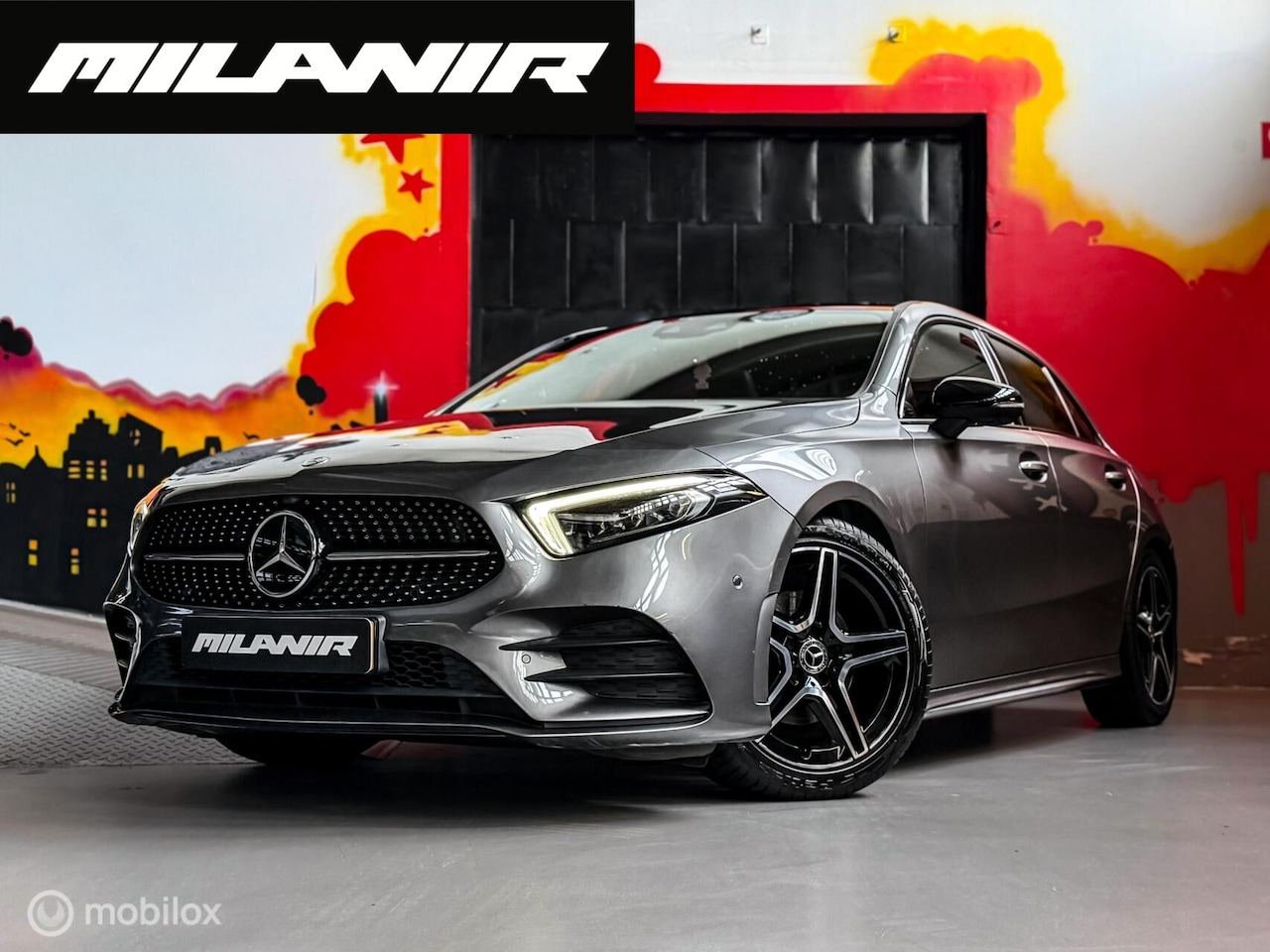Mercedes-Benz A-klasse - 200 AMG Line |Pano|Burmester|Leder|Koeling - AutoWereld.nl