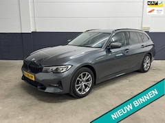 BMW 3-serie Touring - 320i High Executive Edition. Navi. Sfeer. Elc. Trekhaak. Sportstoelen. Nap