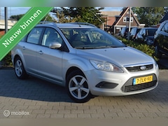 Ford Focus Wagon - 1.6 Trend