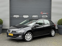 Volkswagen Polo - 1.0 TSI DSG Comfortline | Navigatie | Parkeersensoren | DAB | Carplay |