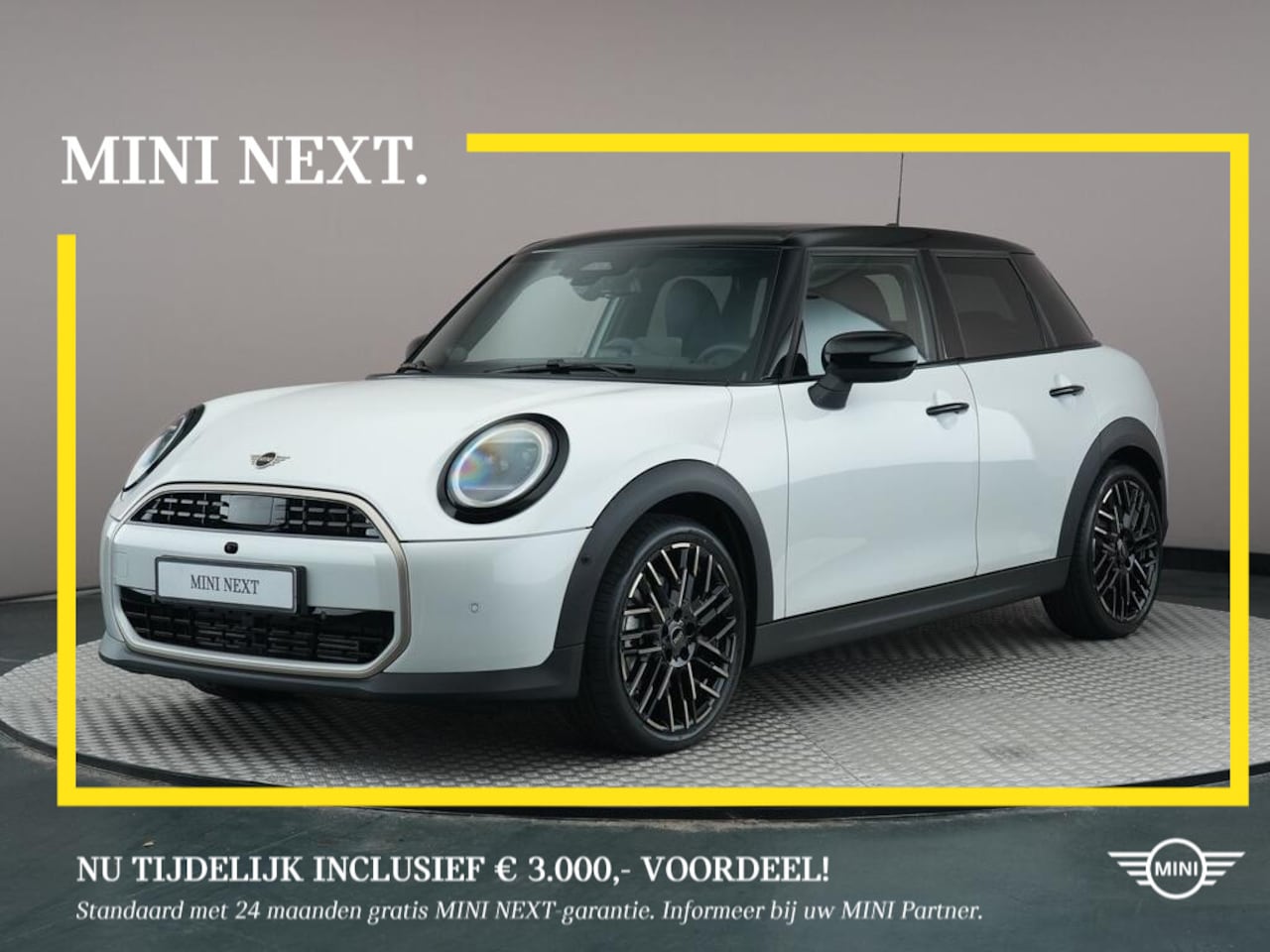 MINI 5-Deurs - 1.5 Cooper C Favoured L - AutoWereld.nl