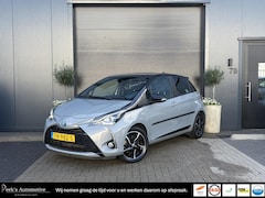Toyota Yaris - 1.5 Hybrid Bi-Tone Plus | Climate | Cruise | Panoramadak | PDC | Achteruitrijcamera | Navi