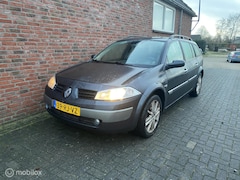 Renault Mégane Grand Tour - 1.6-16V Expression Luxe