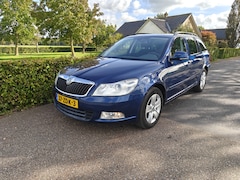 Skoda Octavia Combi - 1.6 TDI Greentech Ambition Business Line CLIMA/NAVI BJ 2012