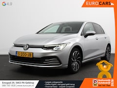 Volkswagen Golf - 1.0 TSI Life Lounge 110pk Navigatie Apple Carplay/Android auto Climate Control Parkeersens