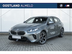 BMW 1-serie - 120 M Sport Automaat / Achteruitrijcamera / Sportstoelen / Adaptieve LED / Comfort Access
