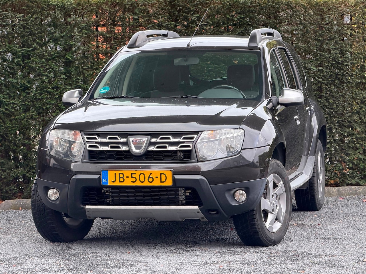 Dacia Duster - 1.6 Lauréate 2wd | LPG | AIRCO | ALL SEASON BANDEN - AutoWereld.nl