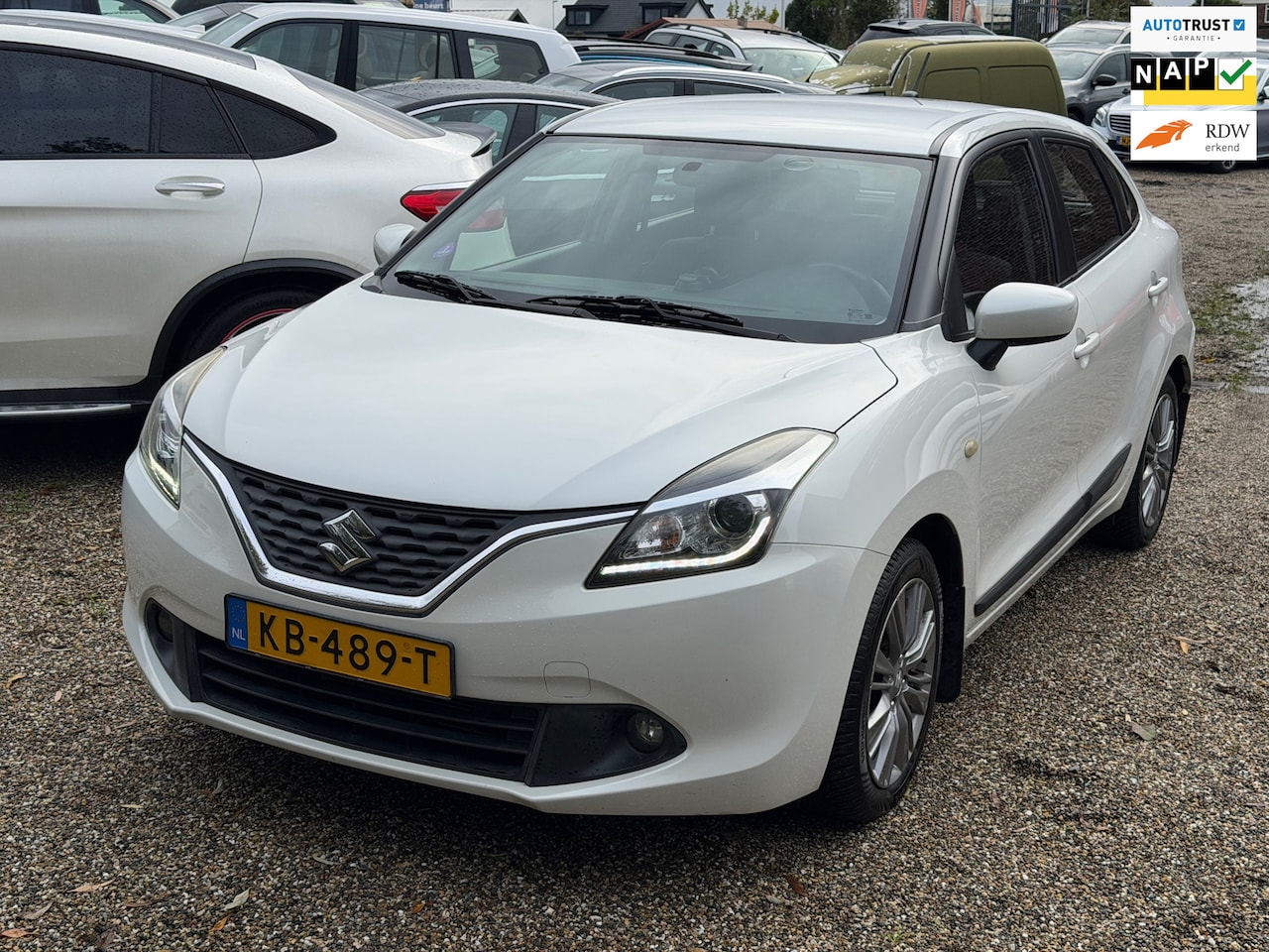 Suzuki Baleno - 1.2 Exclusive Automaat Xenon Trekhaak Airco Bluetooth NieuweBanden Nette Auto - AutoWereld.nl