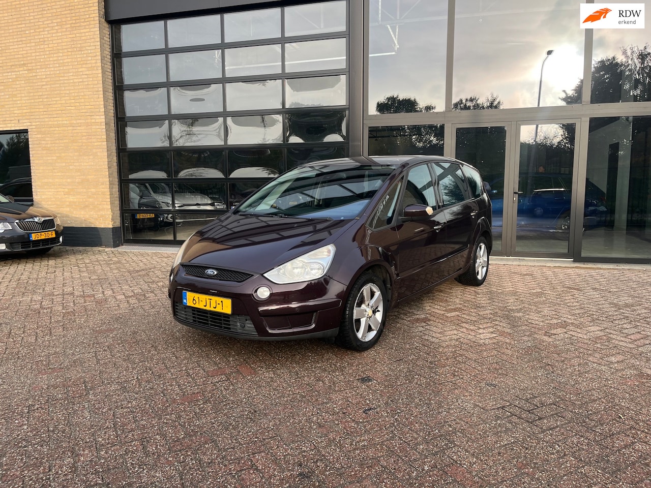 Ford S-Max - 2.0 Titanium 2.0 Titanium , Budget inruiler - AutoWereld.nl