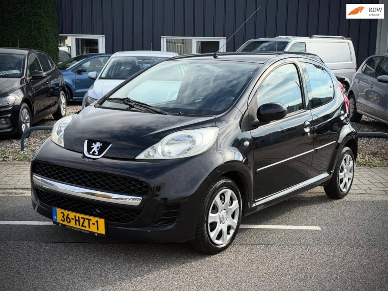 Peugeot 107 - 1.0-12V Sublime 1.0-12V Sublime - AutoWereld.nl