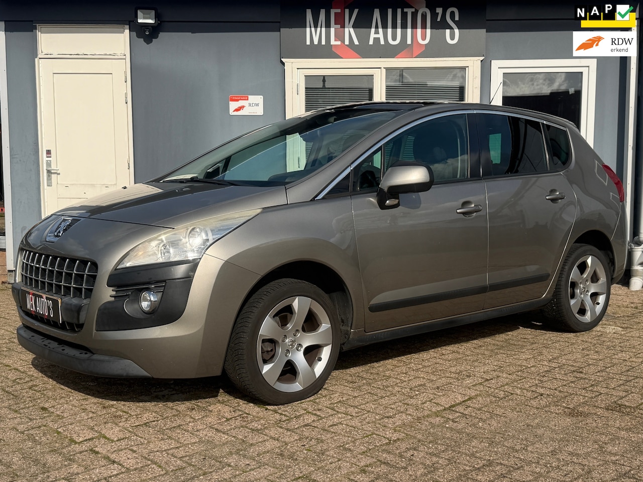 Peugeot 3008 - 1.6 VTi Première|Elekt Ramen|Pano|P.Sensor|Airco - AutoWereld.nl