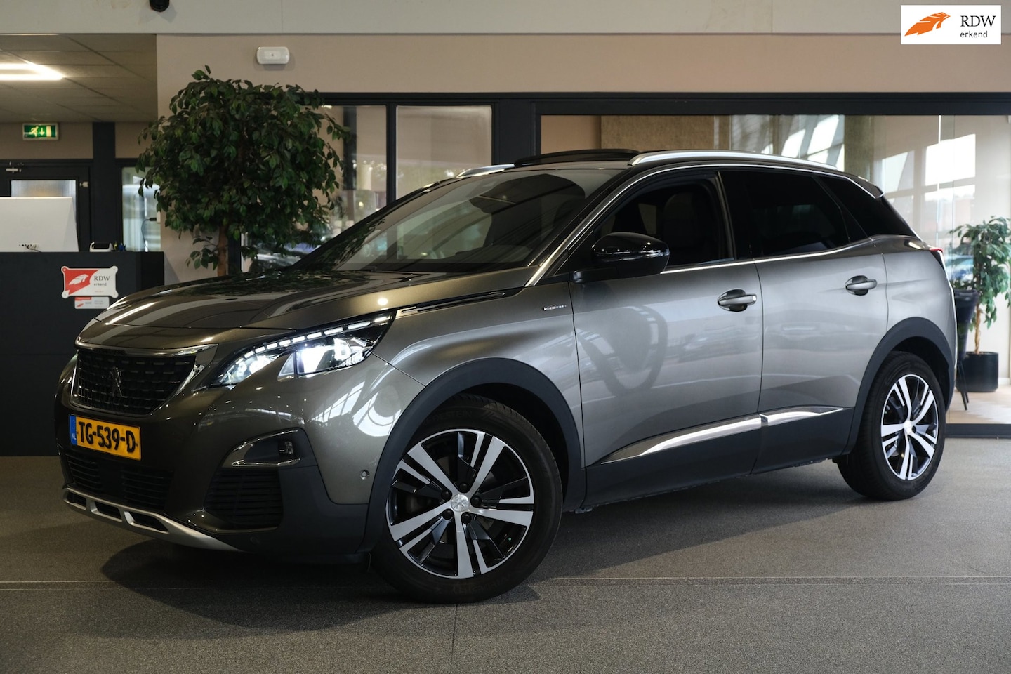 Peugeot 3008 - 1.6 e-THP GT Line Automaat Pano Cruise PDC - AutoWereld.nl