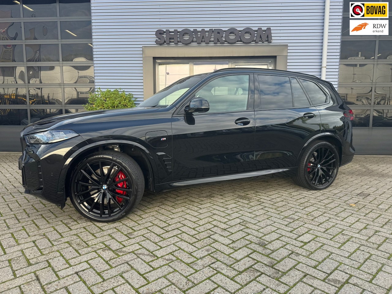 BMW X5 - XDrive50e M-STOELEN|STOELVENTILATIE|HUD|SOFTCLOSE|TREKHAAK|PANO - AutoWereld.nl