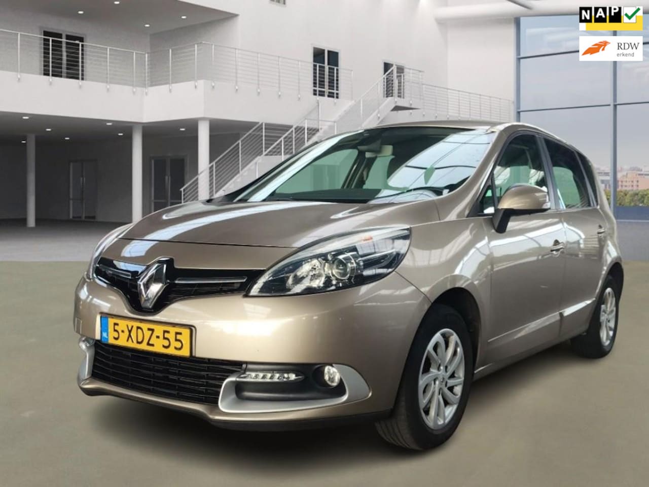 Renault Scénic - 1.2 TCe Expression / NL PRIJS 4499e /Auto rijdt prima - AutoWereld.nl