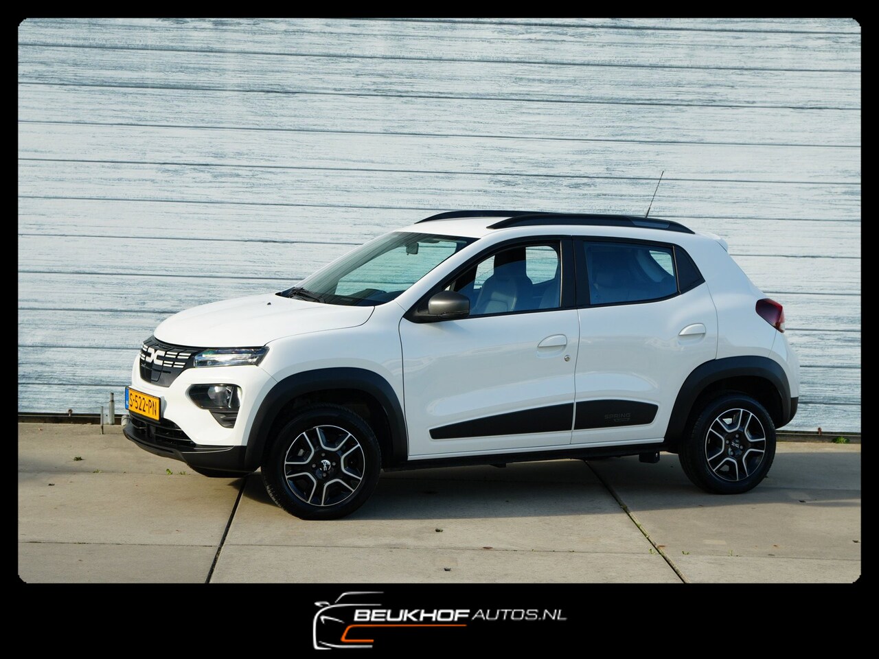 Dacia Spring - Expression 27 kWh Camera Leer Navi Soh 91.5% - AutoWereld.nl