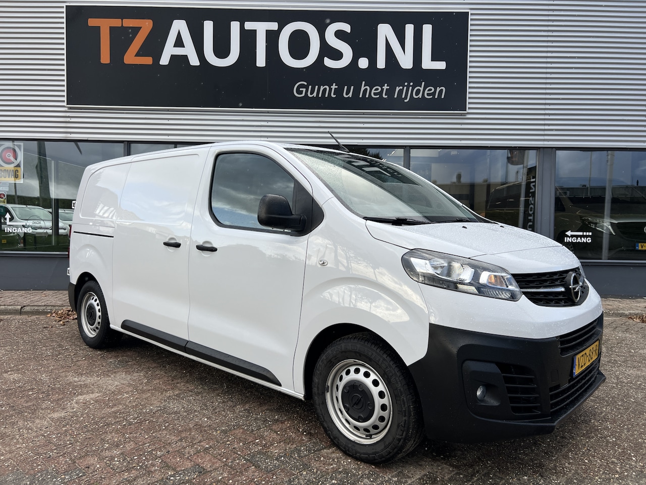 Opel Vivaro - 2.0 BlueHDi L2H1 Automaat - AutoWereld.nl