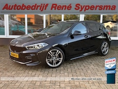 BMW 1-serie - 118i Executive Edition | M Pakket | Sfeerverlichting | Apple Carplay | Leder