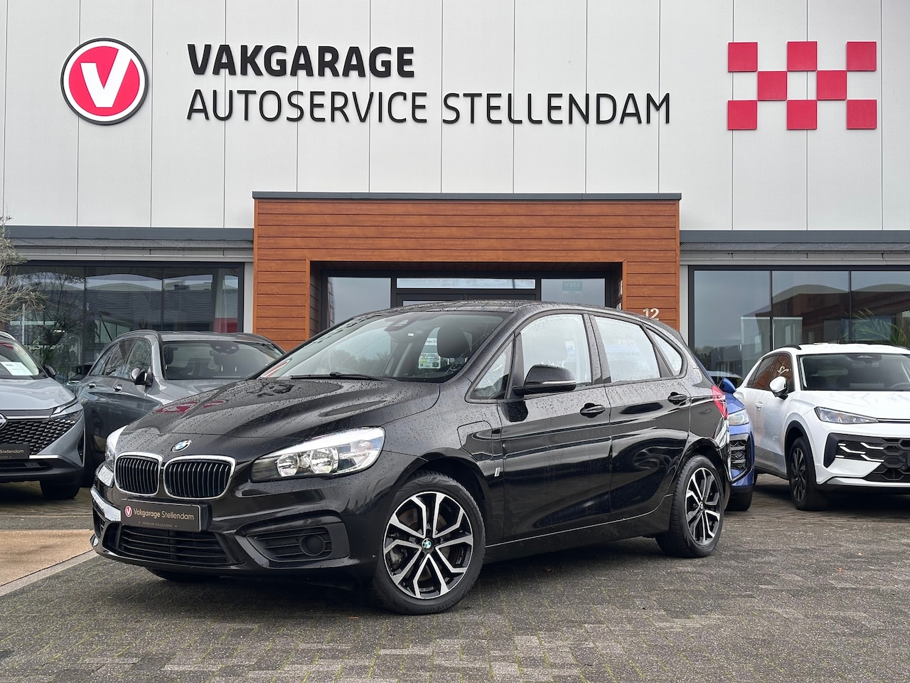 BMW 2-serie Active Tourer - 225xe iPerformance|Climate Control|Afn Trekhaak|Stoelverw|Navigatie|Cruise|Bluetooth - AutoWereld.nl
