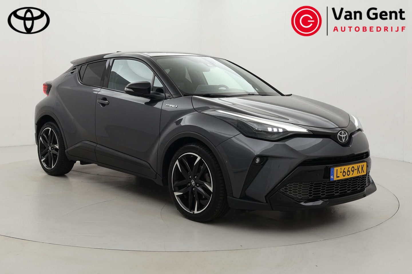 Toyota C-HR - 1.8 Hybrid GR-Sport | Dodehoek detectie | Navigatie | JBL | Apple Carplay / Android Auto | - AutoWereld.nl