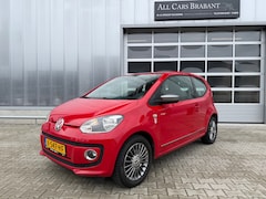 Volkswagen Up! - 1.0 cheer up / stoelverwarming/ airco/ navi / lm velgen