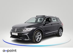 Volkswagen Tiguan - 1.4 TSI eHybrid R-Line Business+ 245 pk Automaat (DSG) | Navigatie | Panoramadak | Trekhaa