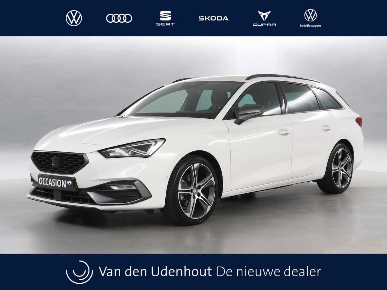 SEAT Leon Sportstourer - 1.5 TSI 150pk FR Business Intense / Navigatie / Elek. Achterklep / Camera / Trekhaak - AutoWereld.nl