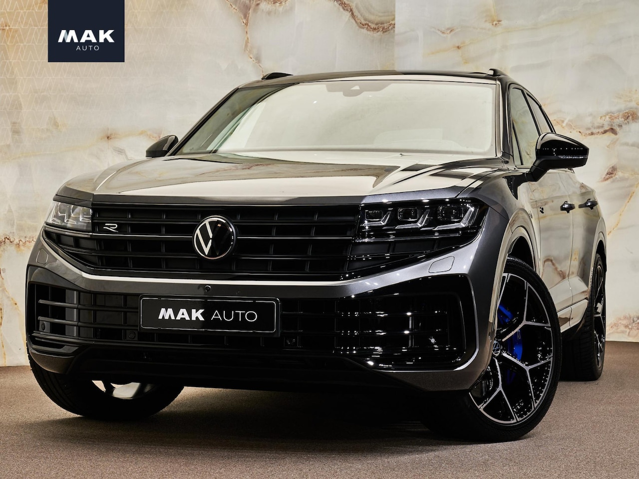 Volkswagen Touareg - R V6 eHybrid 4Motion Final Edition , pano, tr.haak, Dynaudio, 22'', luchtv., matrix-LED, m - AutoWereld.nl