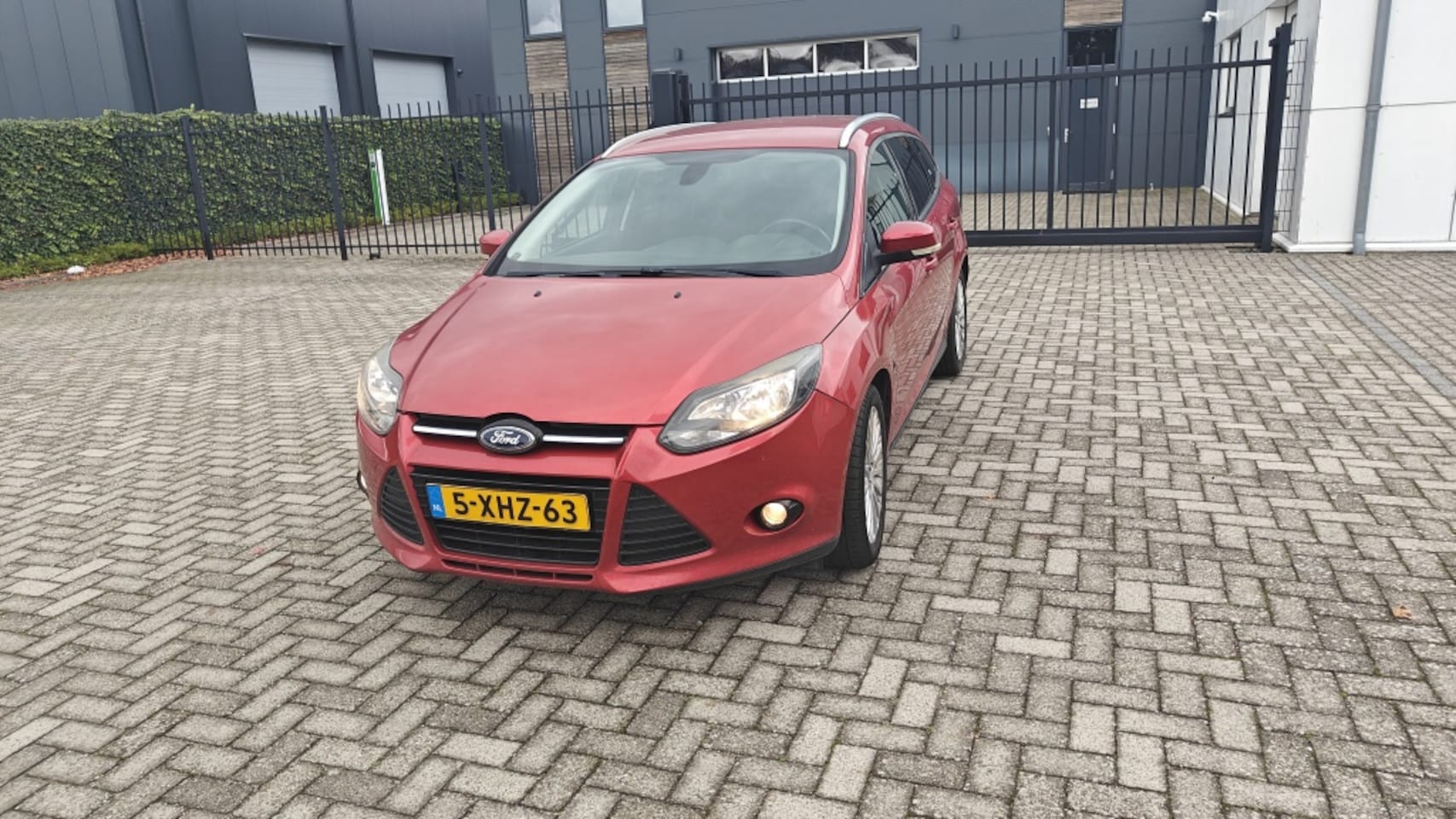Ford Focus Wagon - 1.6 EcoB. First Ed. Bj 2011 NAVI - AutoWereld.nl