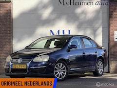 Volkswagen Jetta - 1.9 TDI Sportline BlueMotion Climate Cruise