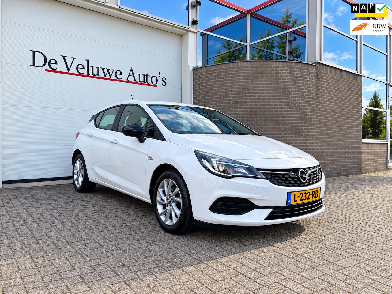 Opel Astra - 1.2 Edition|Carplay|Dealer onderh.|1e. eig|LMV|LED - AutoWereld.nl
