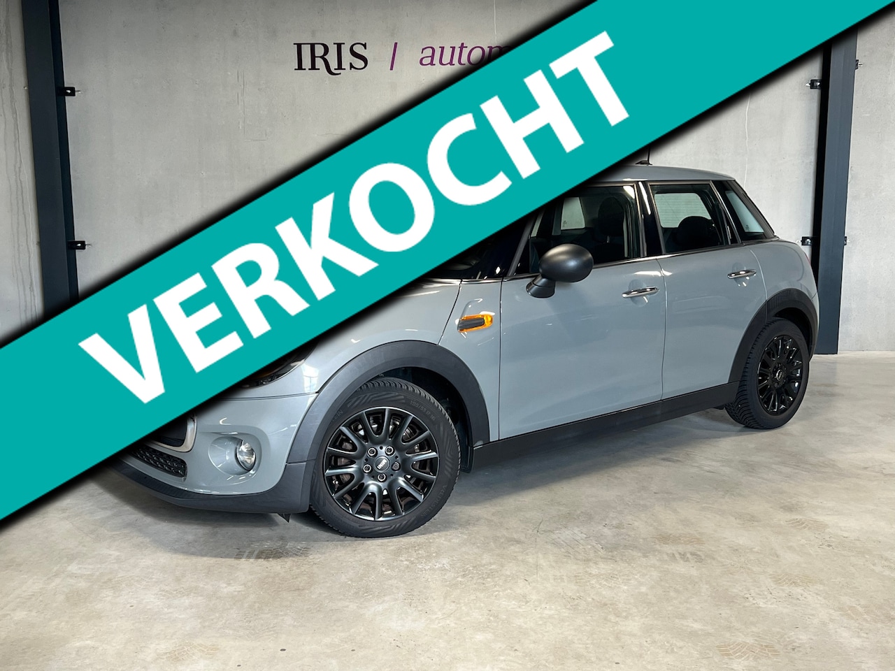 MINI 5-Deurs - 1.2 One Business - Airco - Bluetooth - Cruise Control - Navi - 16'' - Middenarmsteun - AutoWereld.nl