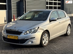 Peugeot 308 - 1.2 VTi Active | Navigatie | Trekhaak | Schadeauto