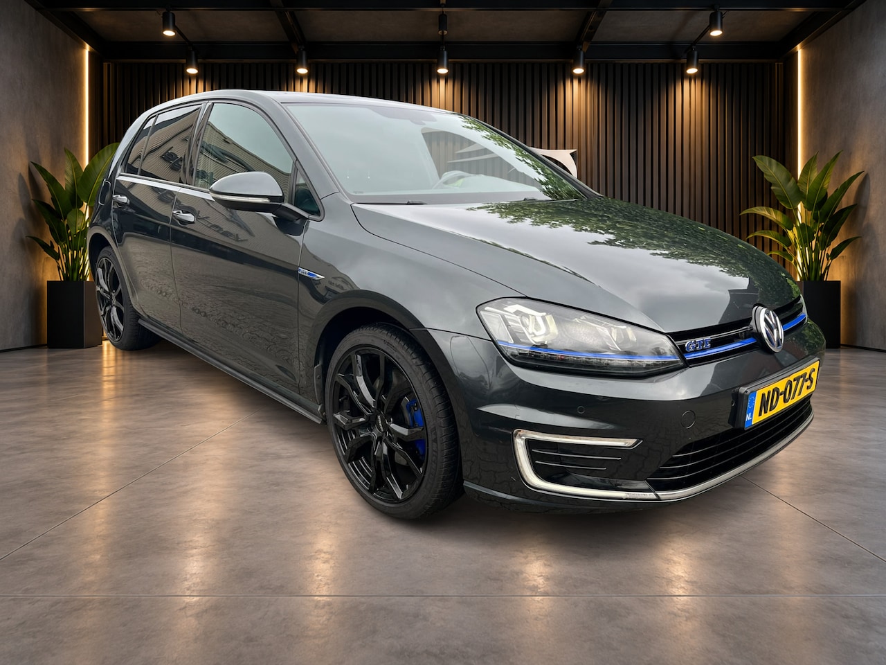 Volkswagen Golf - 1.4 TSI GTE SOH 56% pano, navi, cruise, actieradius accu 35 KM - AutoWereld.nl