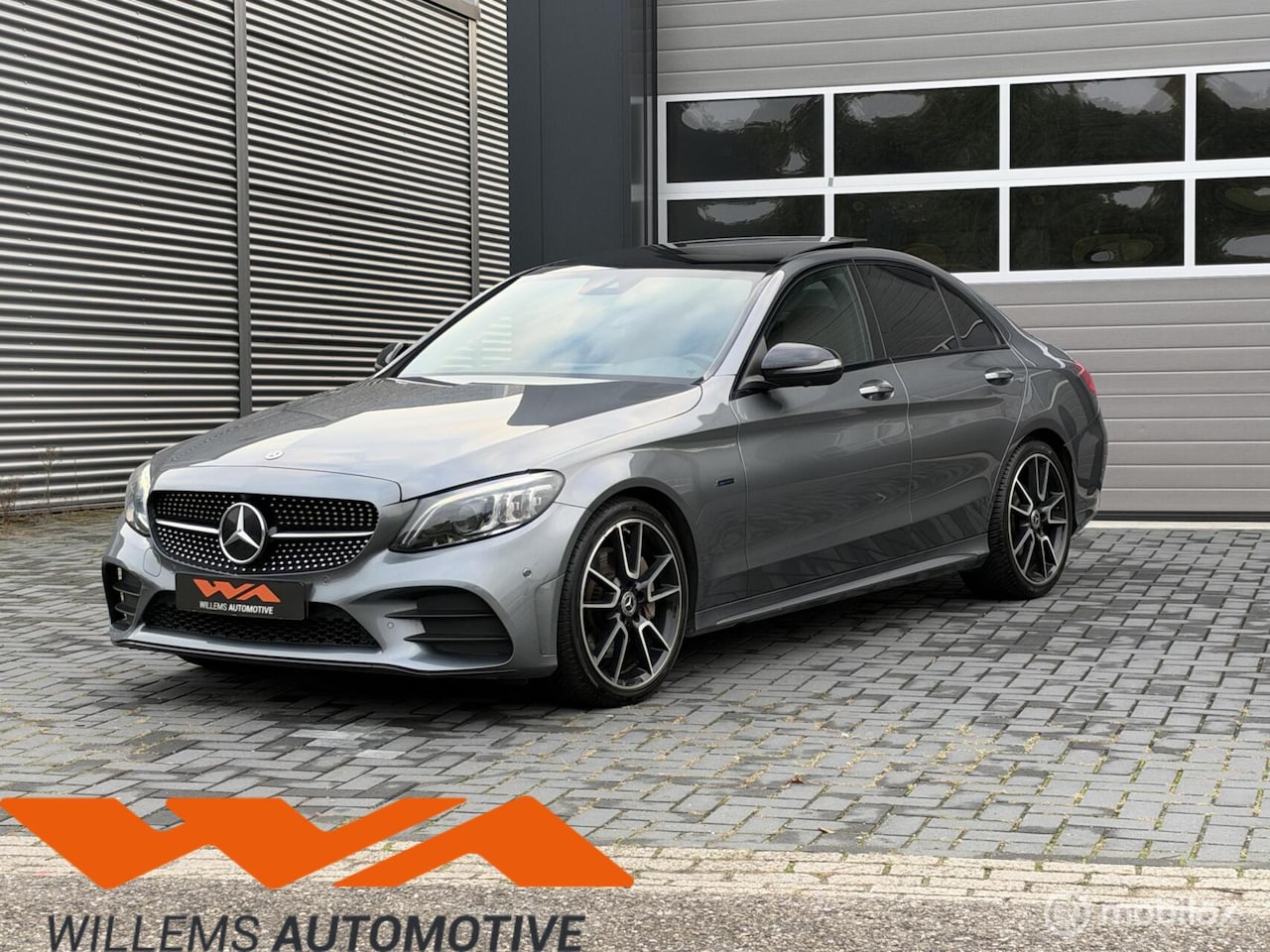 Mercedes-Benz C-klasse - 300 e 4MATIC AMG Premium Plus Pack|Pano - AutoWereld.nl