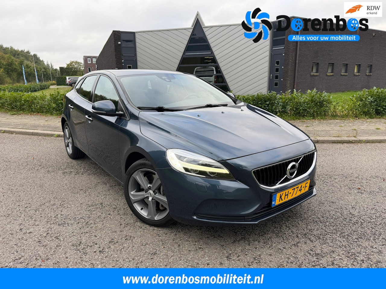 Volvo V40 - 1.5 T3 Nordic+ | Automaat | Standkachel | Trekhaak | Stoelverwarming | Climate Control | L - AutoWereld.nl