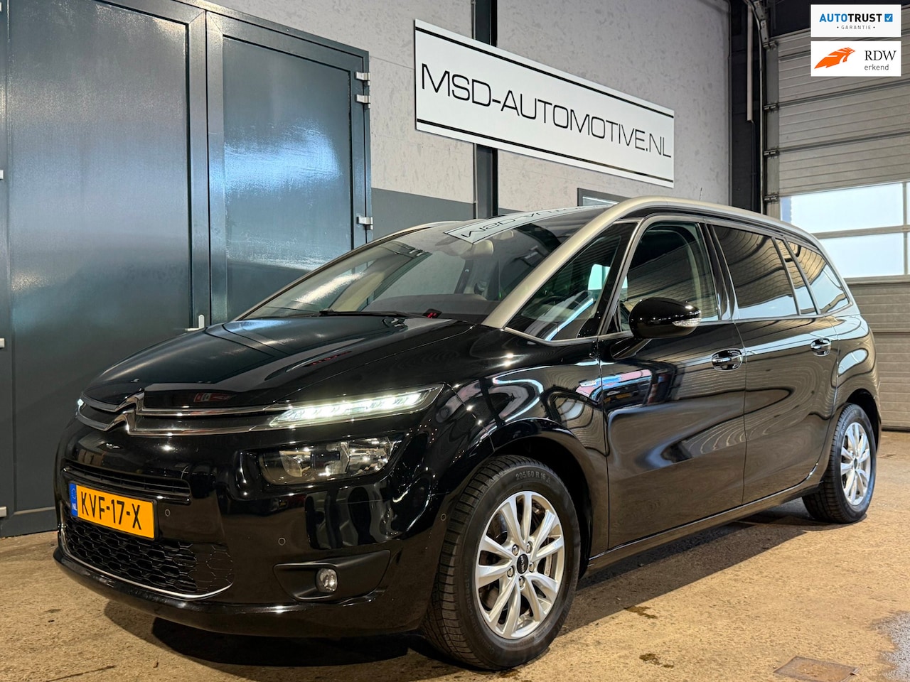 Citroën Grand C4 Picasso - 1.6 e-THP Intensive 7 Persoons Automaat - AutoWereld.nl
