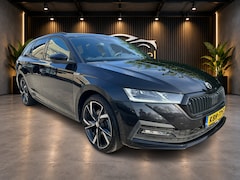 Skoda Octavia Combi - 1.4 TSI iV PHEV Sportline 245pk virtual cockpit, navi, cruise, stoelverw