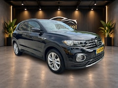 Volkswagen T-Cross - 1.0 TSI r line virtual cockpit, trekhaak, cruise, navi