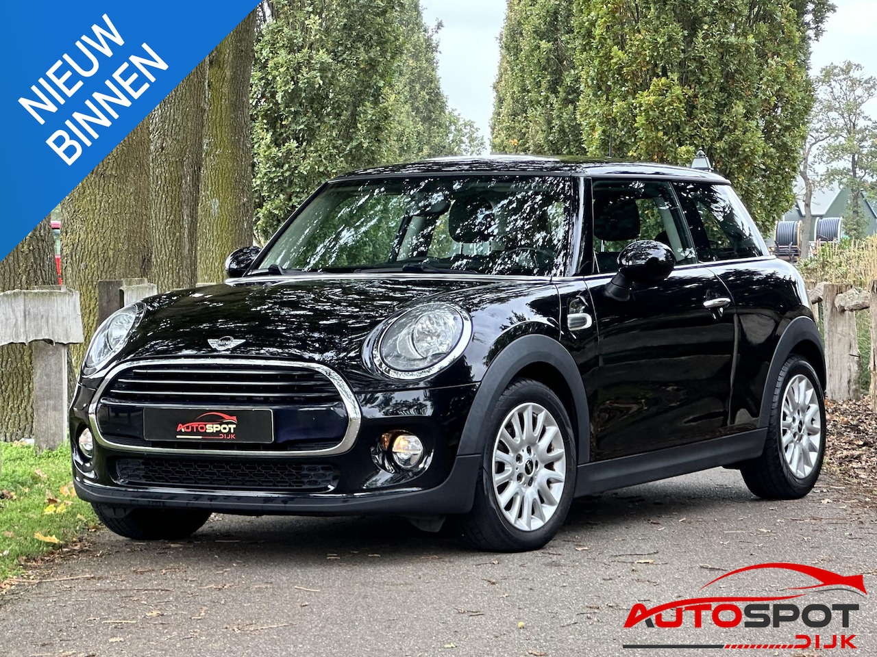 MINI 3-Deurs - 1.5 Cooper Business - AutoWereld.nl