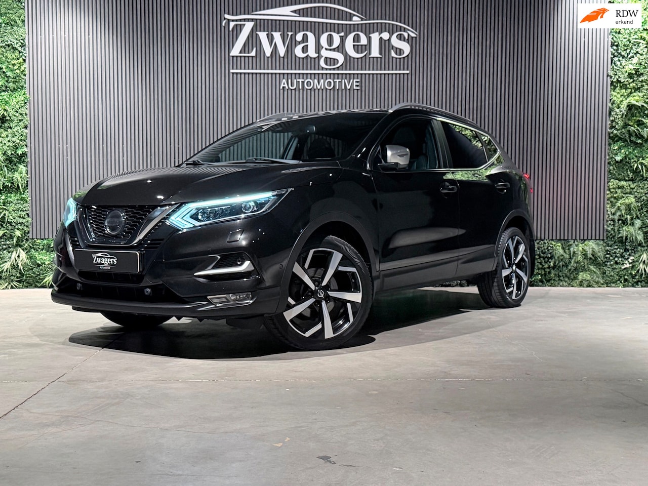 Nissan Qashqai - 1.2 Tekna + | Pano | 360°C camera | Nappa Leder | Bomvol - AutoWereld.nl