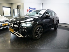Mercedes-Benz GLA-Klasse - 250e Plug-in-Hybrid LED/Camera/ACC/Navi 250e Plug-in-Hybrid LED/Camera/ACC/Navi