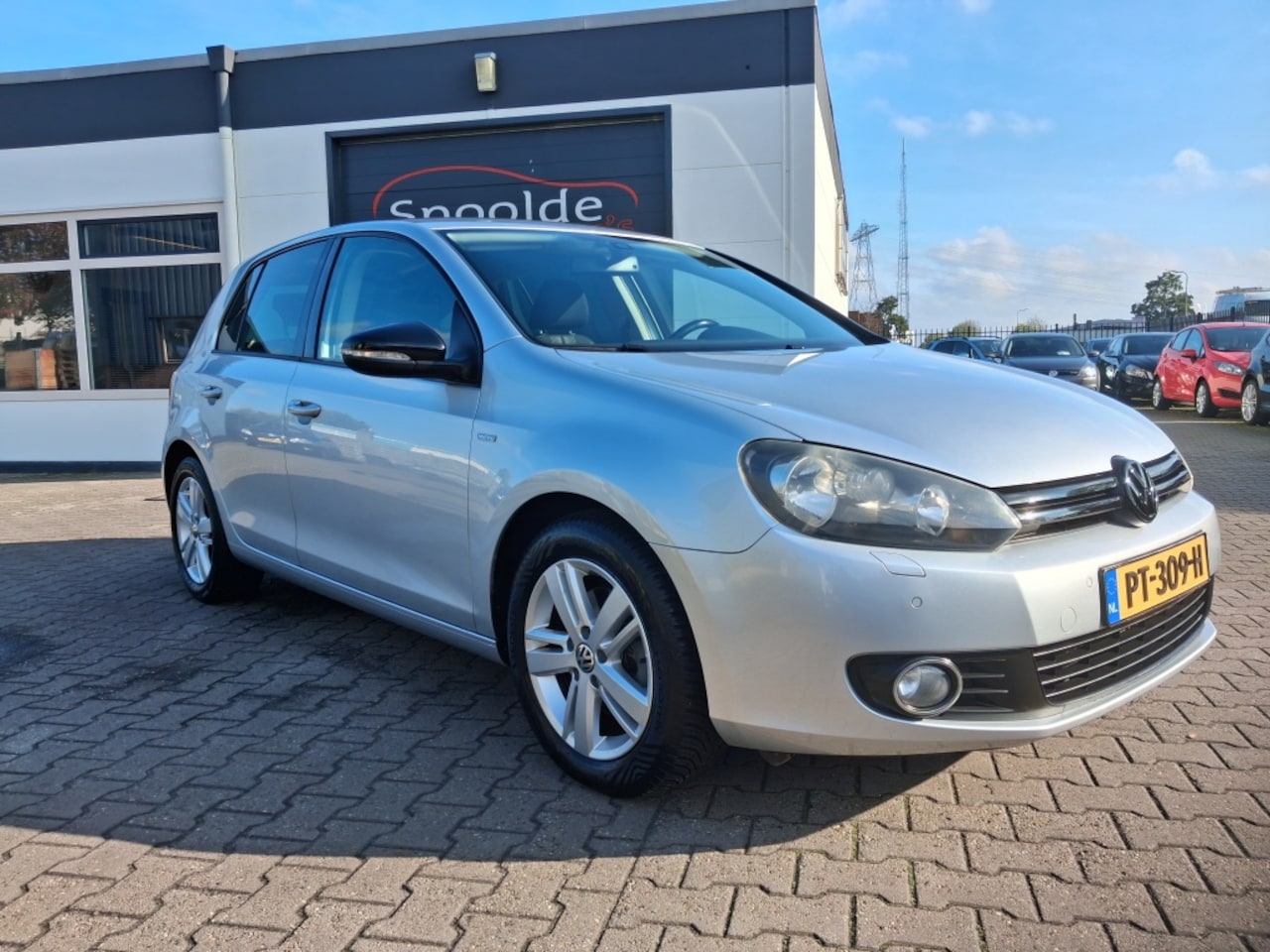 Volkswagen Golf - 1.4 TSI Zeer mooi/Carplay/Stoelverwarming - AutoWereld.nl