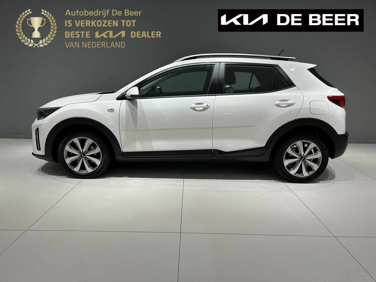 Kia Stonic - 1.0 T-GDi 120pk DynamicLine Airco/ BT/ LM Apple CP - AutoWereld.nl